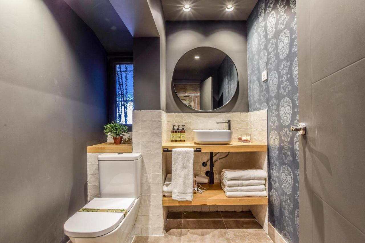 Gran Via Rustico -No Ascensor- Apartment มาดริด ภายนอก รูปภาพ